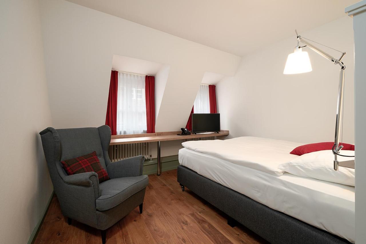 Palmbraeu Altstadt Appartments Хайделберг Екстериор снимка